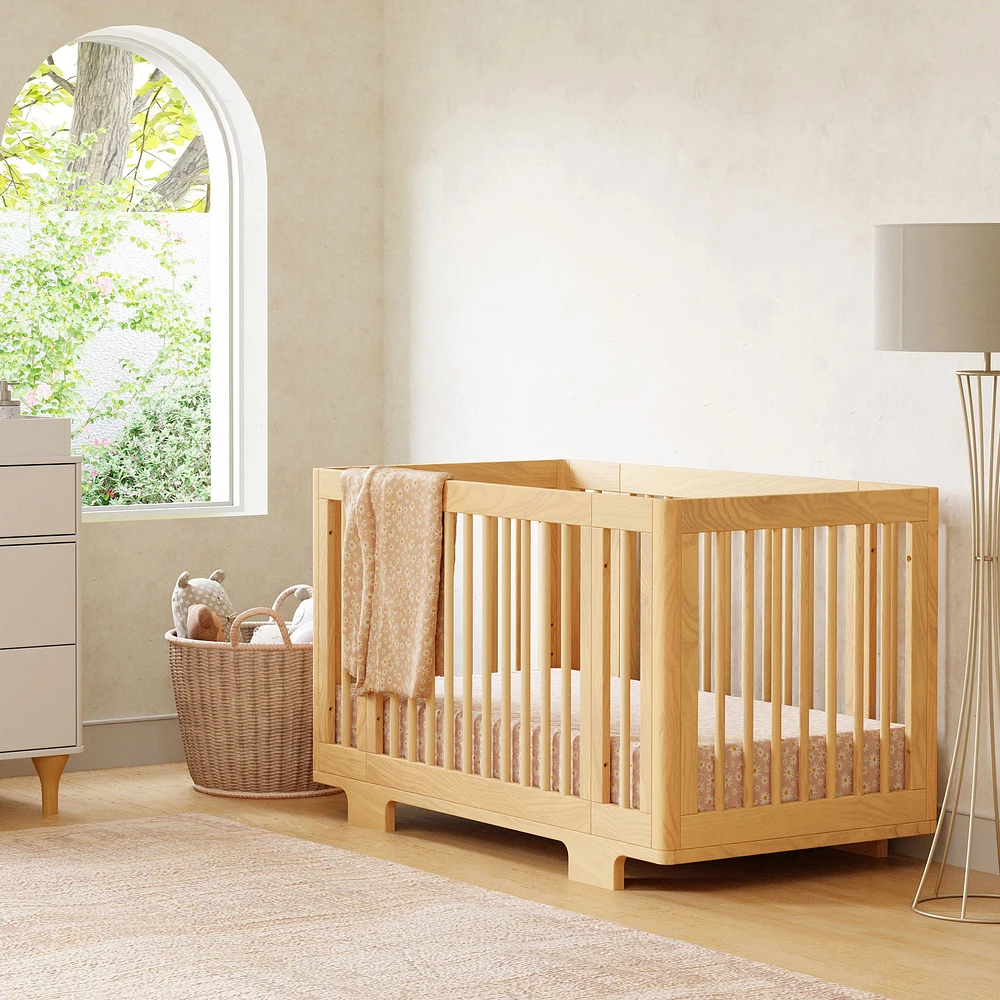 Yuzu 8-in-1 Convertible Crib - Natural