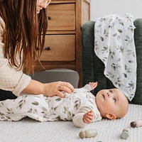Muslin Leaf Blanket