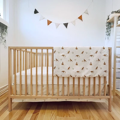 Exclusive 3-Piece Crib Bedding - Kangaroo CHU Sainte-Justine Foundation