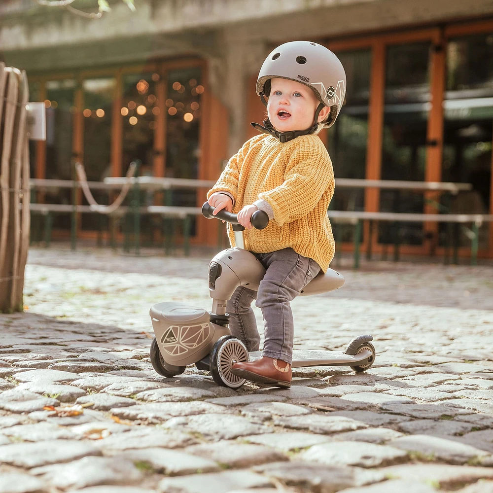 Trottinette 2-en-1 Highwaykick 1 Lifestyle - Lignes Brunes