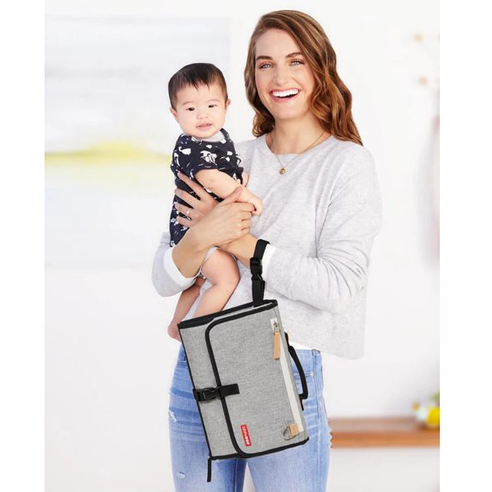 Pronto Signature Changing Station - Gray Melange