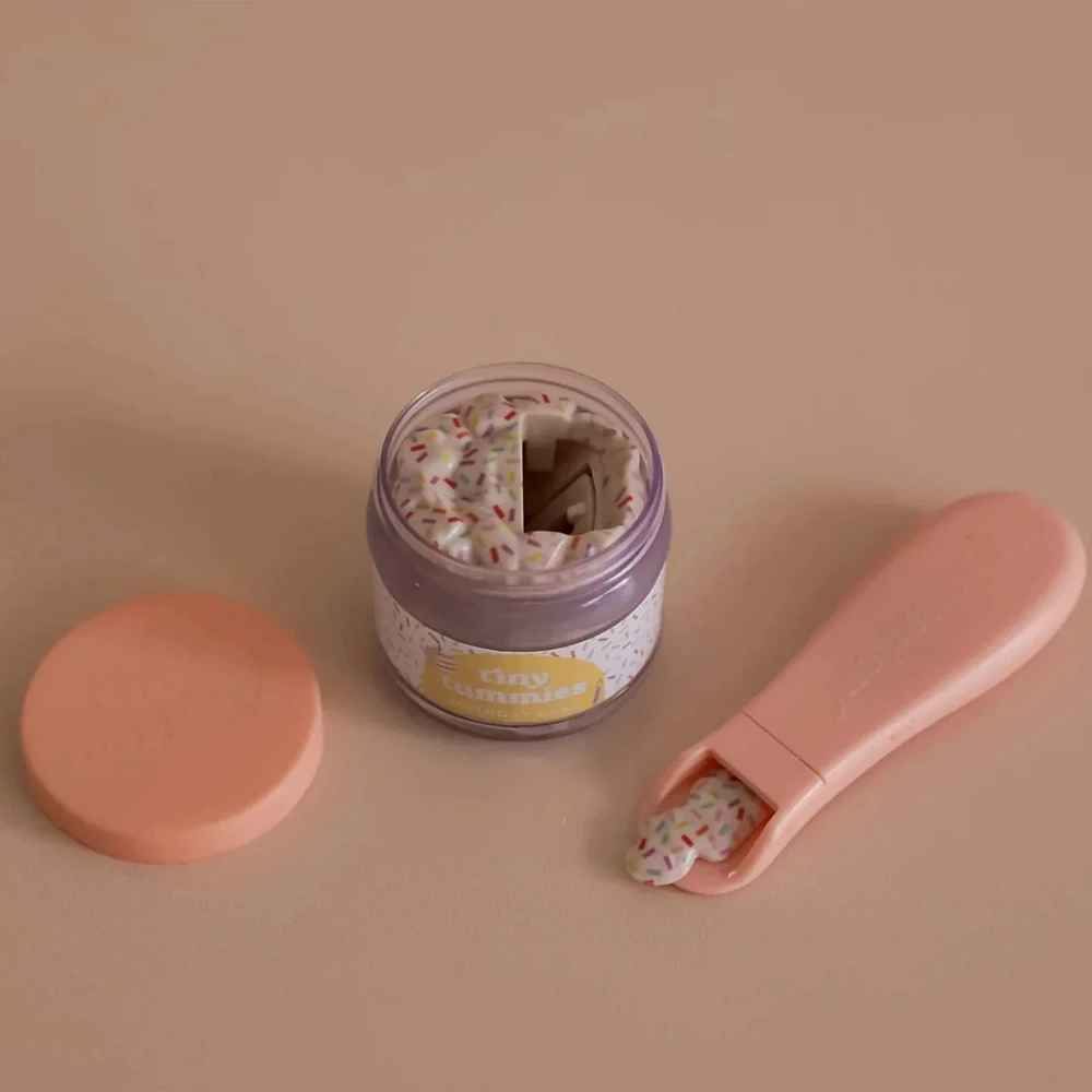Gift Set - Birthday Cake And Strawberry Milk 