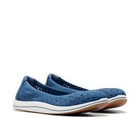 Breeze Roam Blue