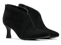 Kataleyna Sol Suede Black