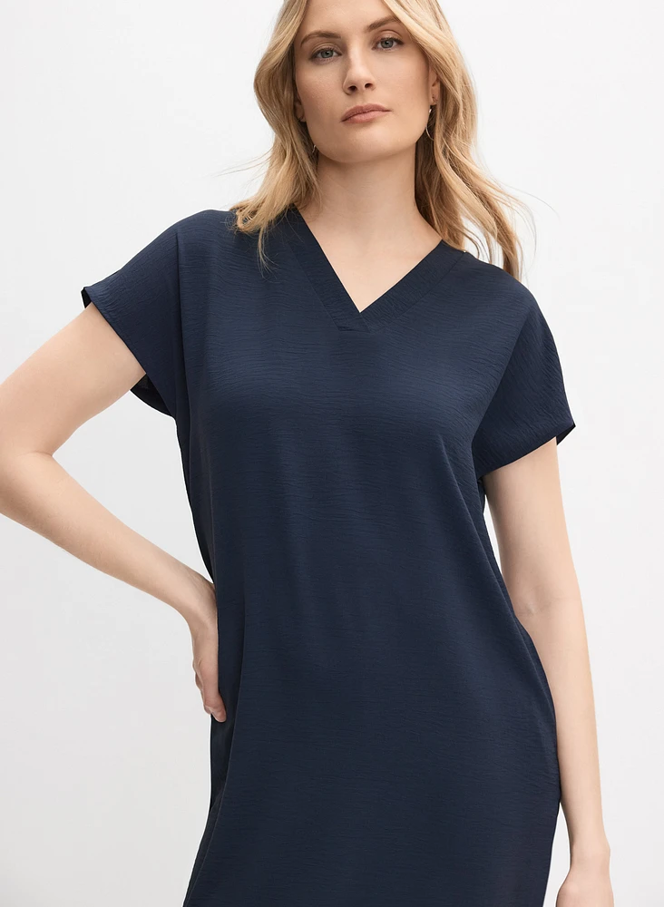 Robe froissée à encolure en V