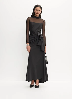 Robe longue à empiècements transparents
