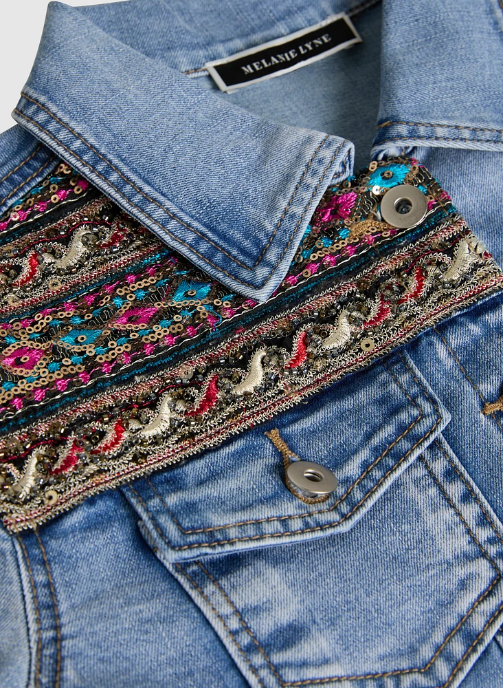 Veste en denim à broderies appliquées