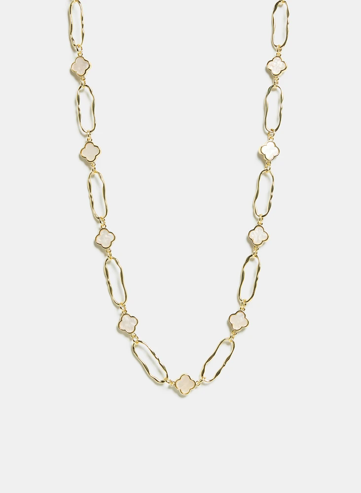 Wavy Oval & Clover Necklace