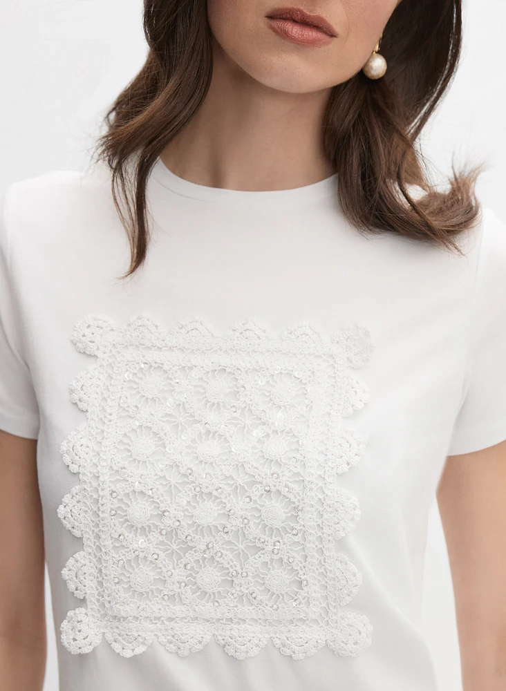 T-shirt à détail en crochet