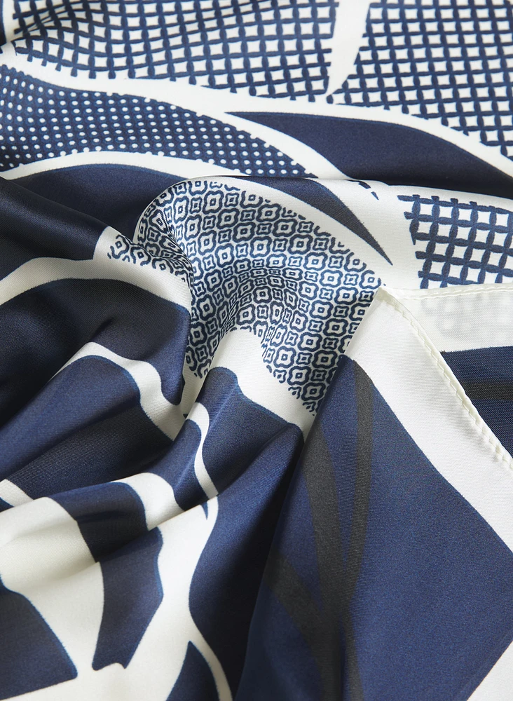 Foulard à imprimé floral