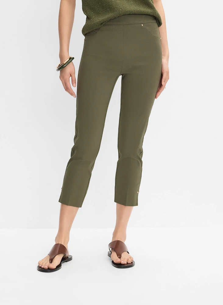 Pull-On Capris
