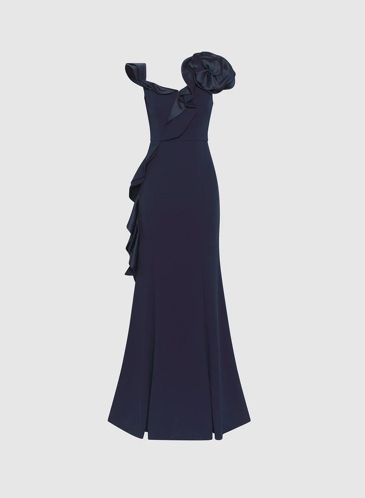 Robe asymétrique à volants