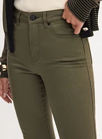 Jean traité à jambe droite