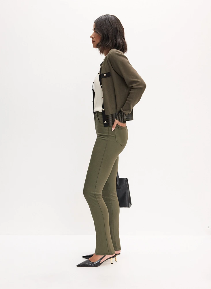 Jean traité à jambe droite