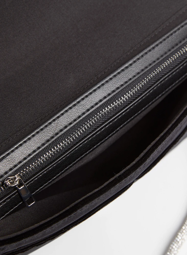 Pochette en velours et chaîne en cristal