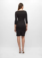 Robe drapée avec boucle à la taille