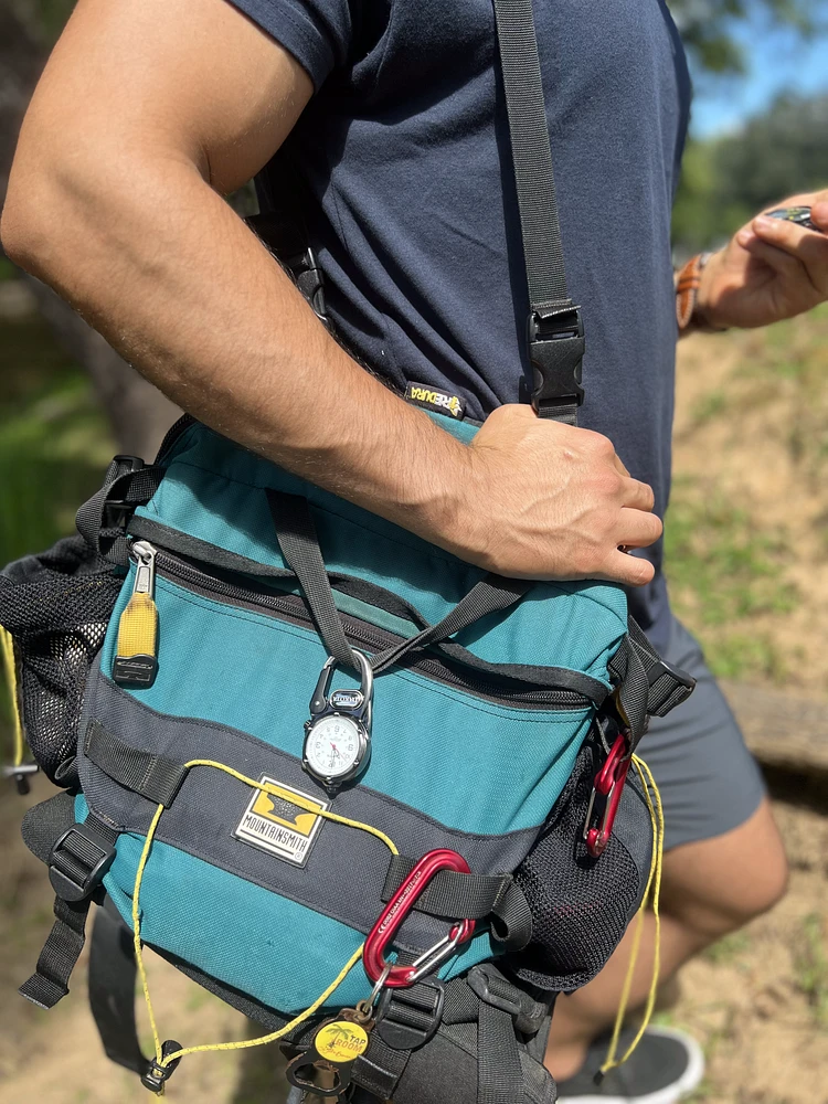 Miniclip Microlight - Silver Case Cream Dial