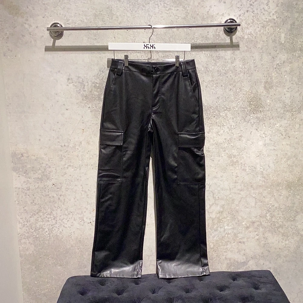 8586: VEGAN LEATHER CARGO PANTS