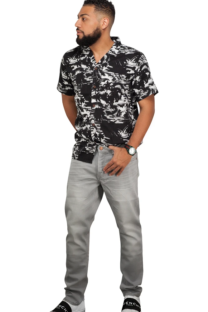 WRANGLER: SLIDER SLIM STRAIGHT LEG JEANS
