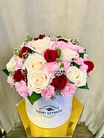 Super Dome Fresh Bucket - Flowers