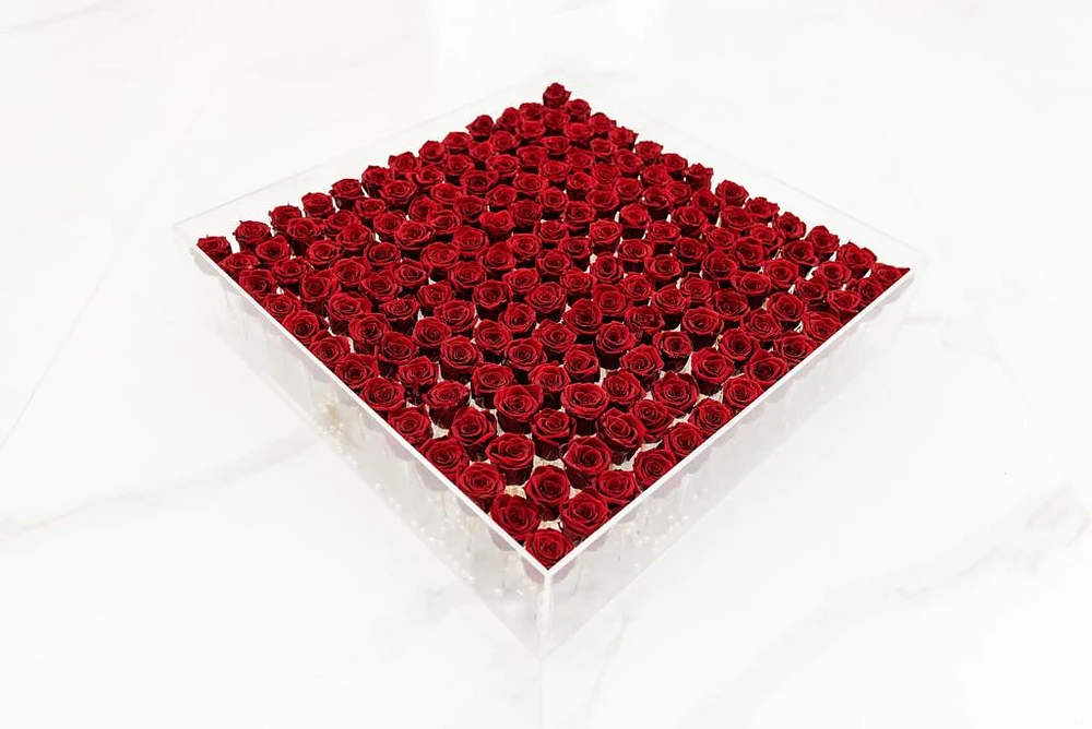 Grande Crystal Elegance with 169 roses