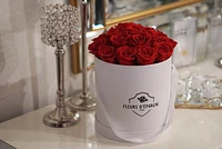 Romance Red Classic Rose Bucket