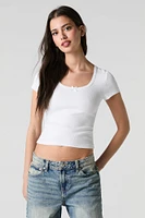 T-shirt ultracourt côtelé à encolure dégagée avec liséré de dentelle boucles