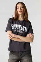 T-shirt de coupe garçonne à imprimé Brooklyn