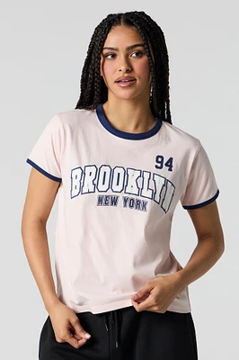 T-shirt à liséré contrastant avec imprimé