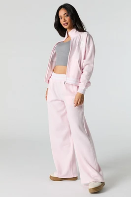 Pantalon d'entraînement à jambe large en molleton avec motif brodé 10