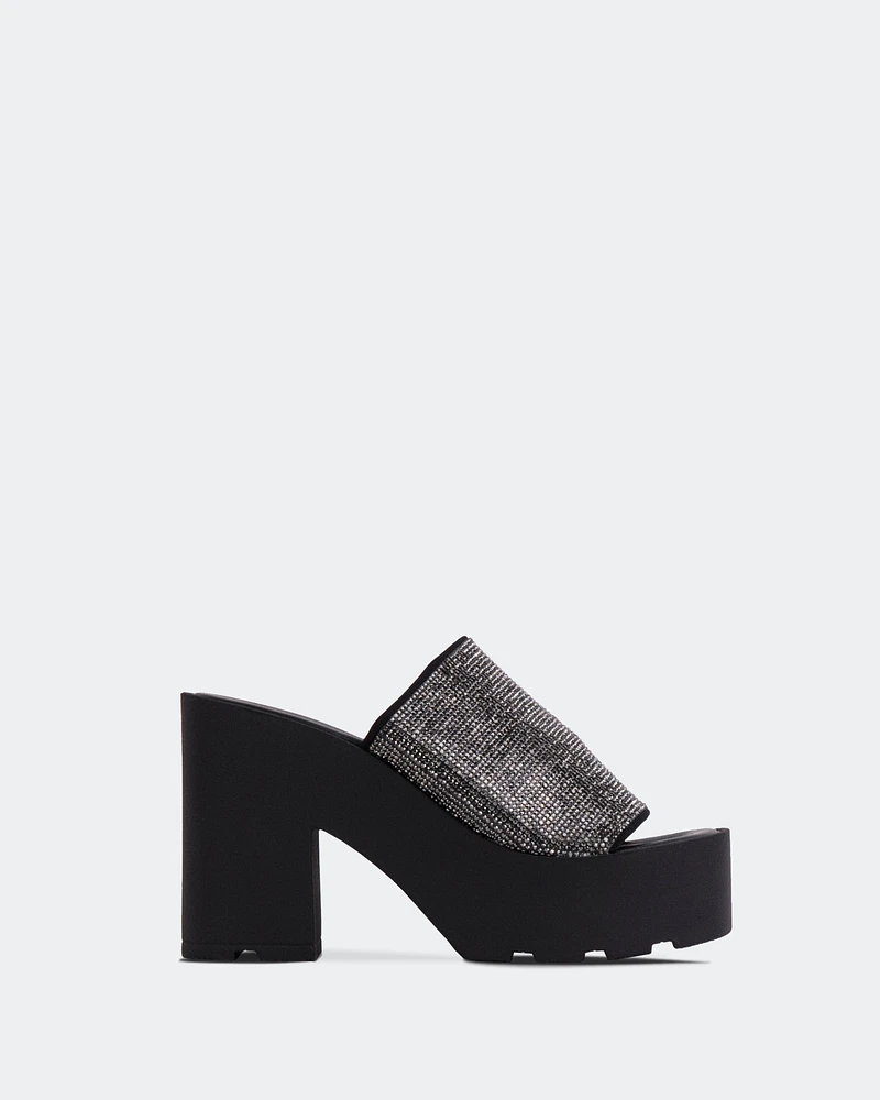 Hutton Black Strass