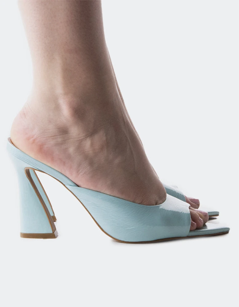 Rufina Blue Naplack