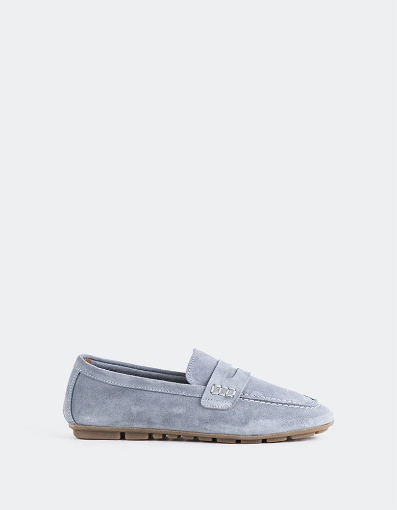 Ezzie Lt. Blue Suede