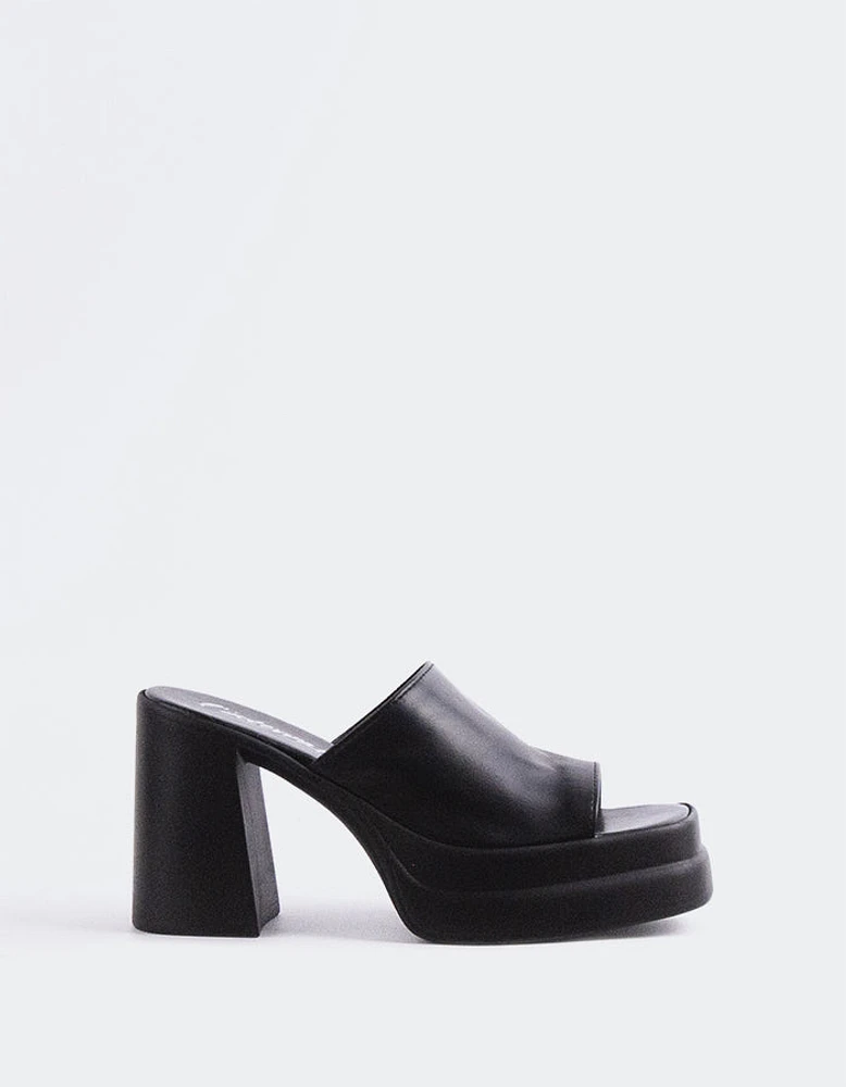 Kalamata Black Leather