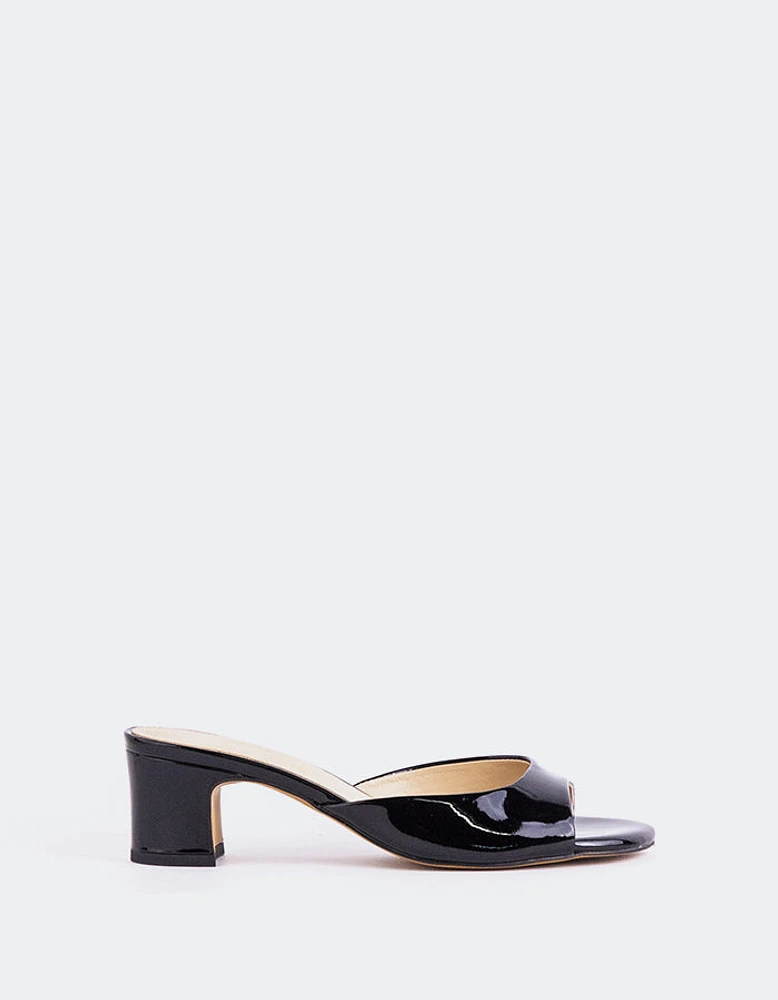 Montfort Black Patent