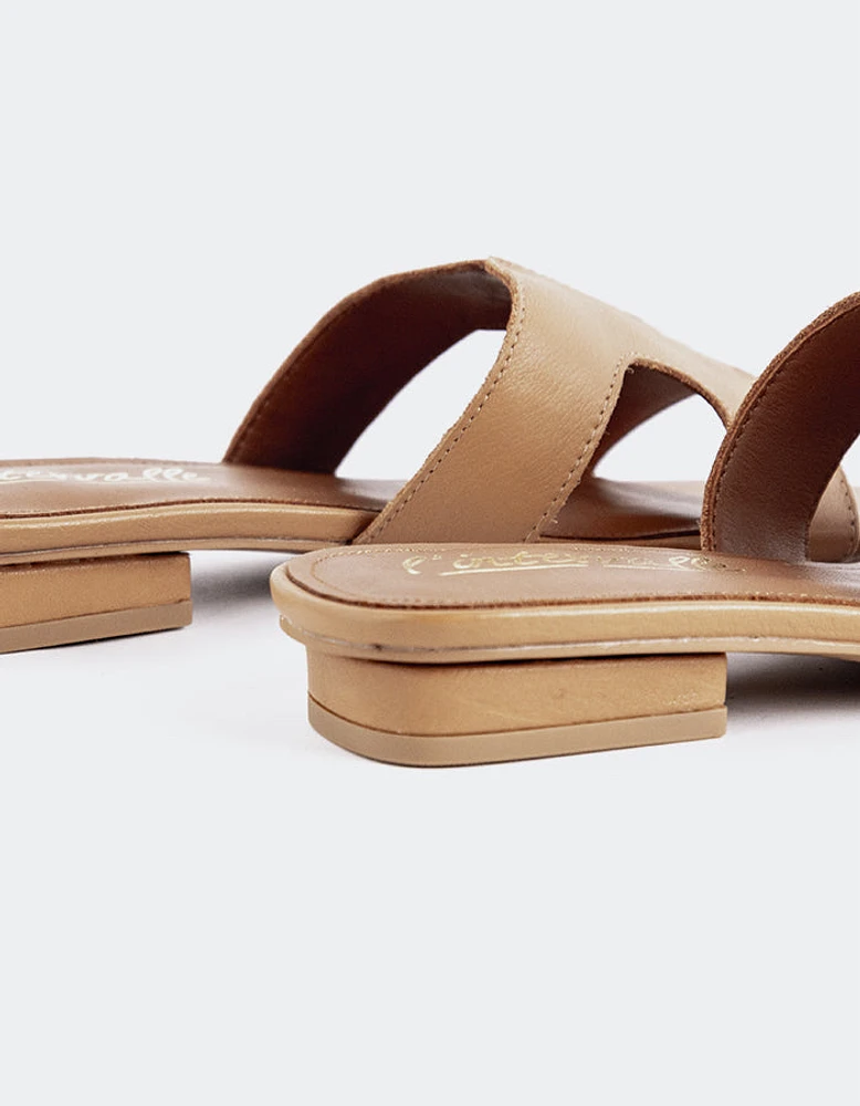 Vlist Tan Leather