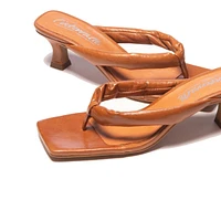 Spritz Tan Leather