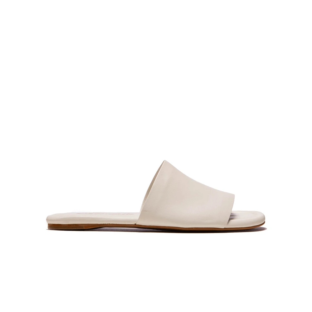 Lupe White Leather