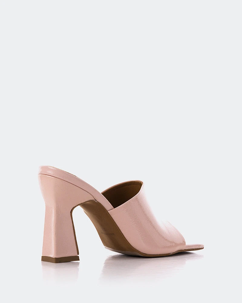 Emery Nude Leather
