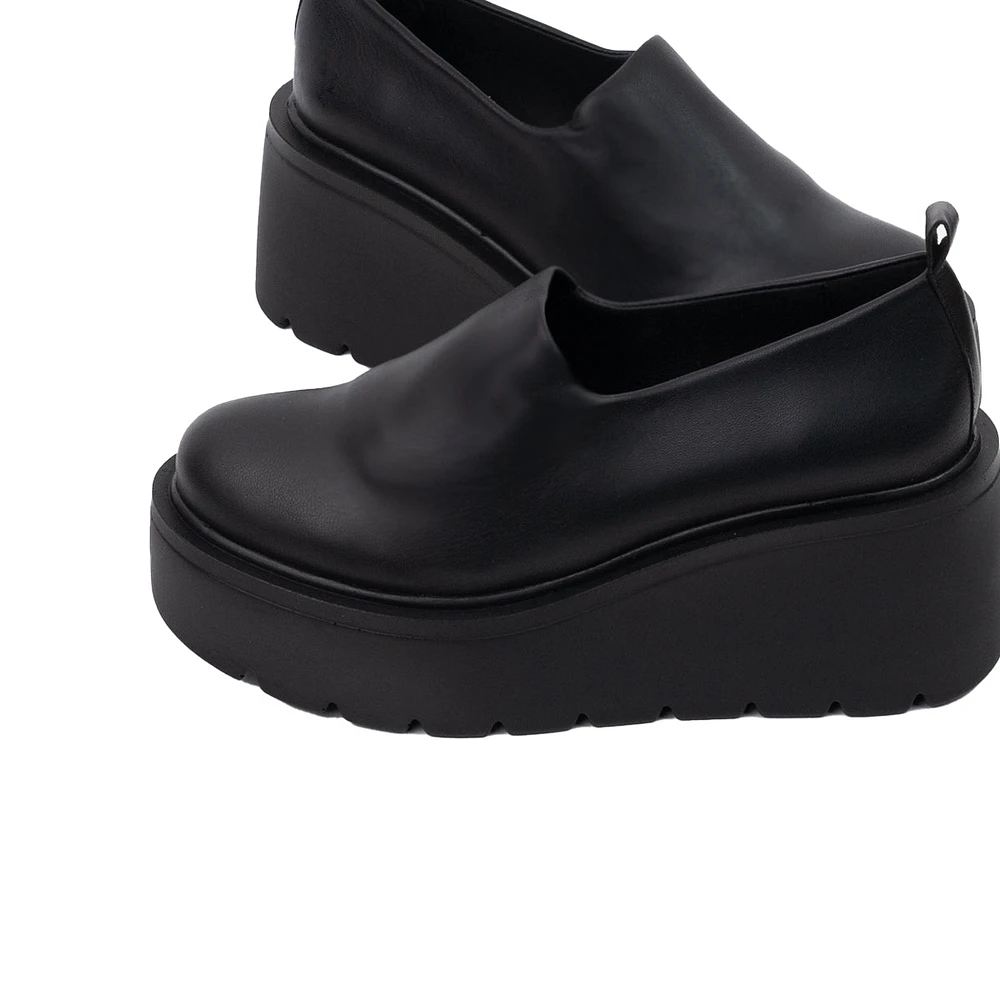 San Diego Black Leather Stretch