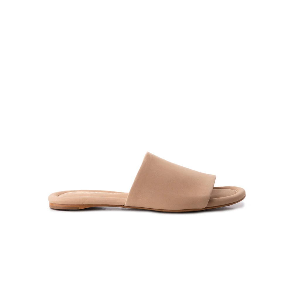 Lupe Almond Nubuck