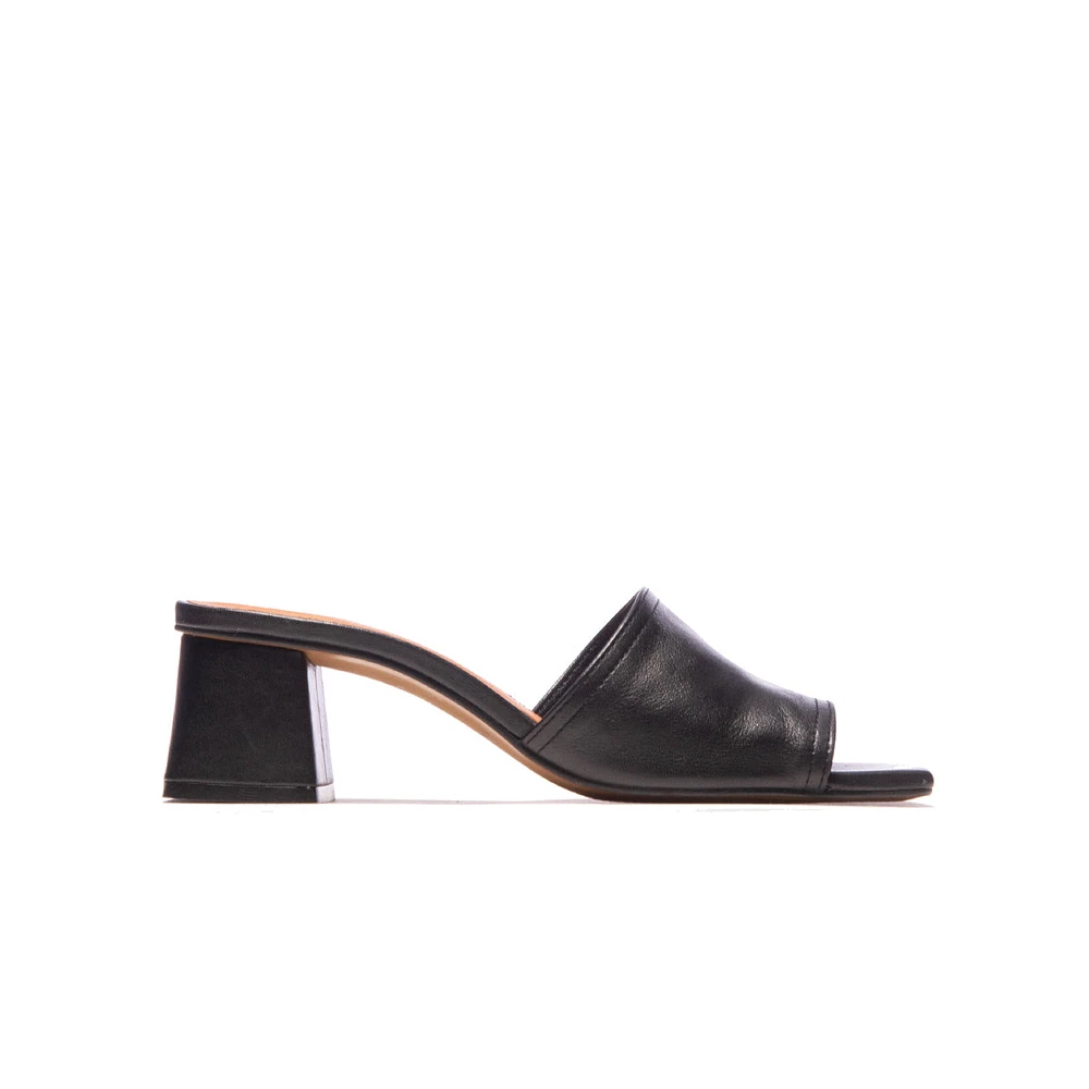 Kenya Black Leather