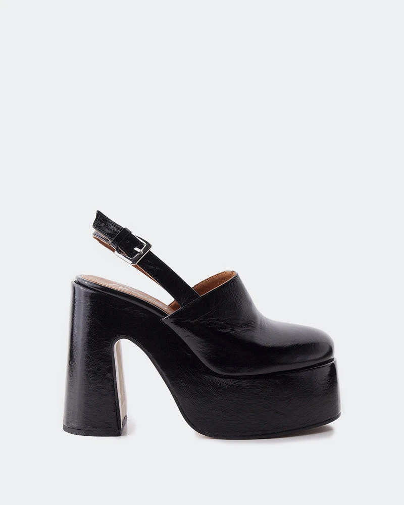 Machai Black Leather
