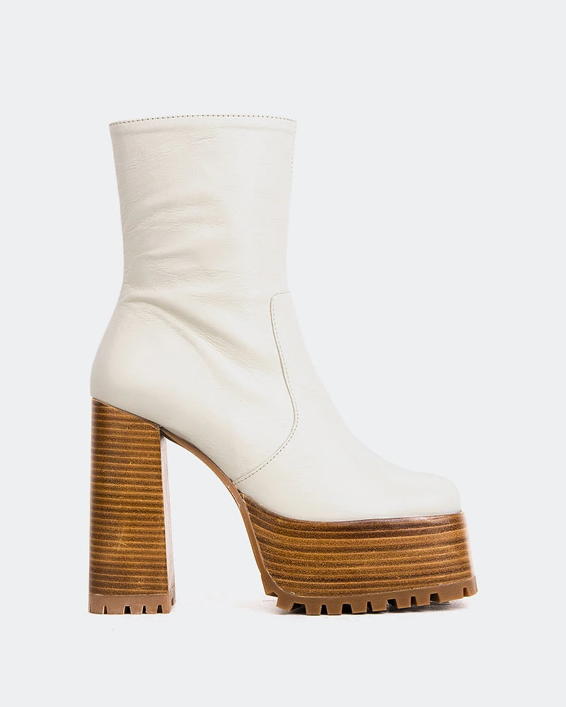 Mackenzie Off White Leather