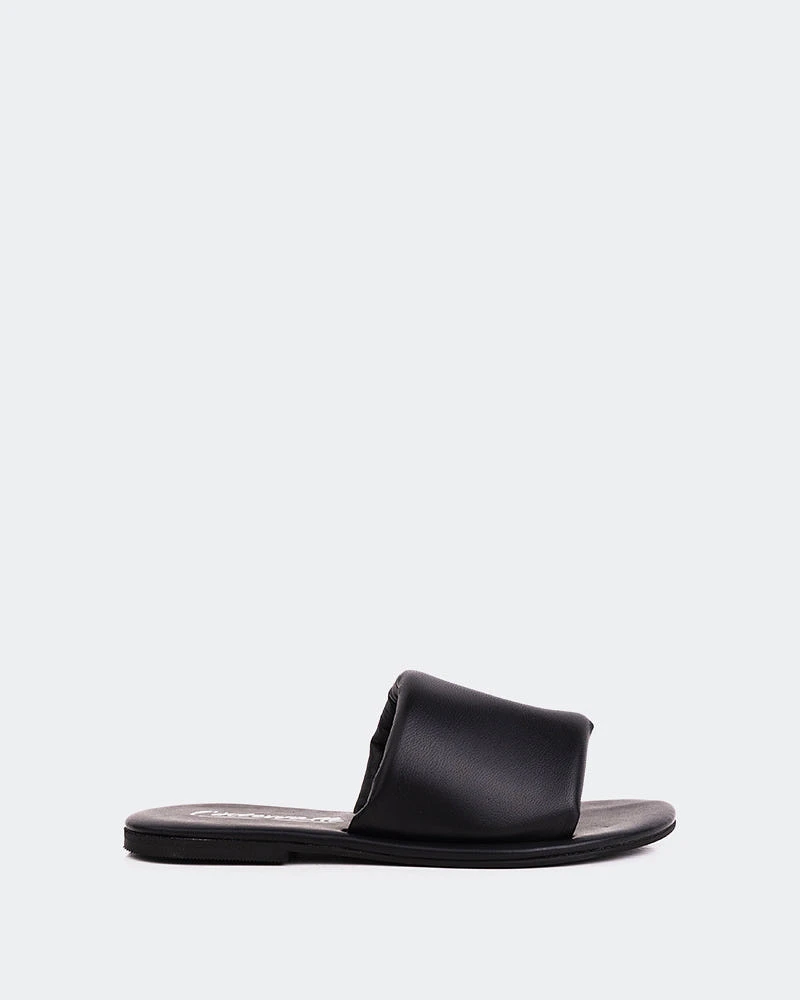 Rum Black Leather
