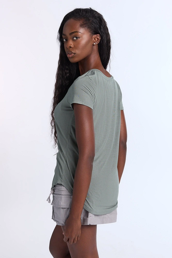 Short Sleeve V-Neck Relaxed Tee
