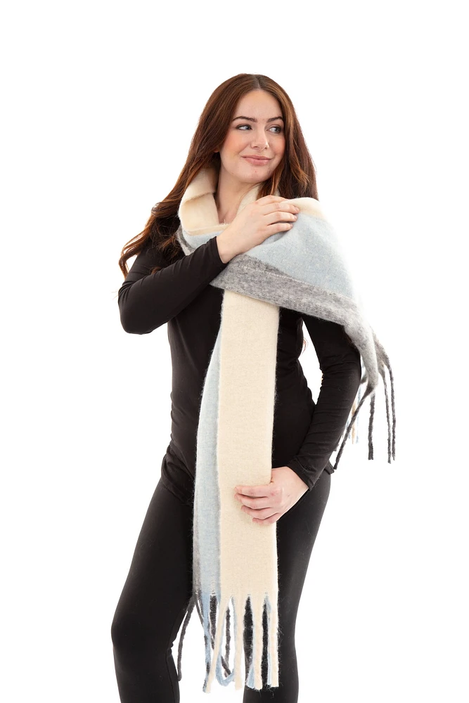 Jennifer - Bouclé Scarf