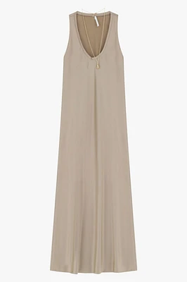 Robe longue soyeuse