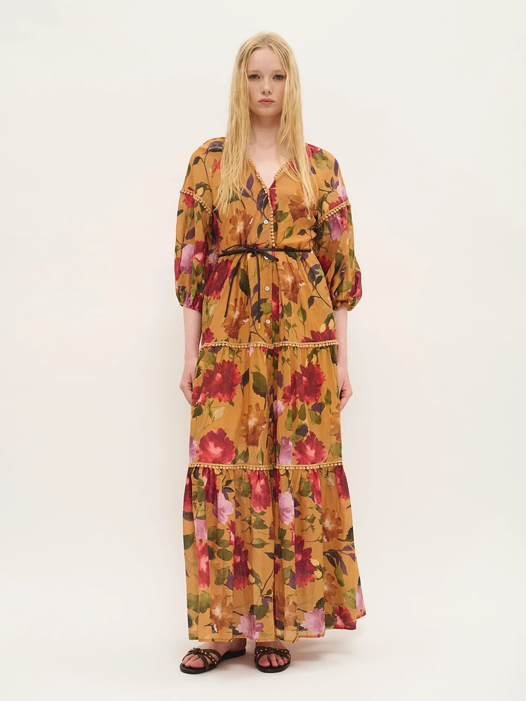 Robe longue fleurie à volants couleur safran