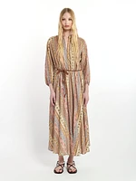 Robe imprimée ceinturée